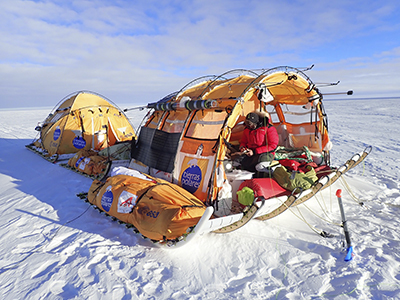 Fites de l'expedició "Antàrtida Inexplorada amb un Trineu de Vent"