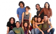 Els controls i descontrols invisibles: normativització i narratives familiars en la domesticació de les TIC per part dels adolescents